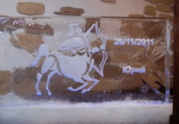 ledyanaya-skulptura-znak-zodiaka
