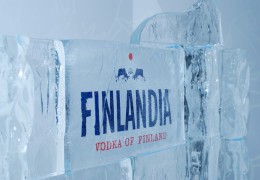 ledyanaya-figura-stena-finlandia