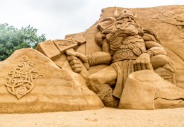 skulpturi-iz-peska